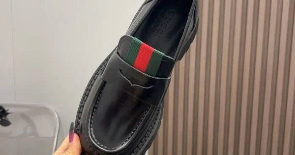 GUCCI グッチ 2024FW レディース用 カジュアルシューズ カジュアルめなコーデ 商品画像 11