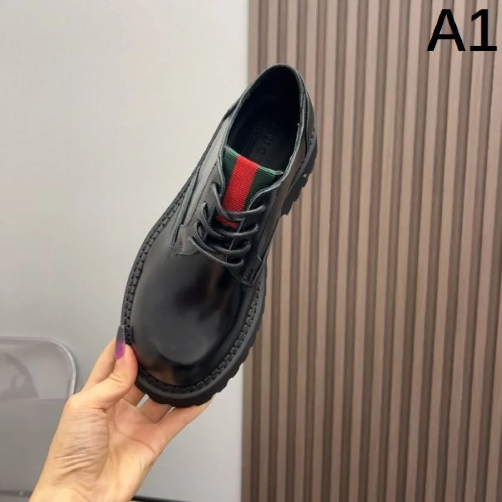 GUCCI グッチ 2024FW レディース用 カジュアルシューズ 人気の高さがうかがえ 商品画像 1
