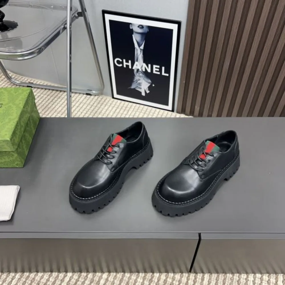 GUCCI グッチ 2024FW レディース用 カジュアルシューズ 人気の高さがうかがえ 商品画像 4