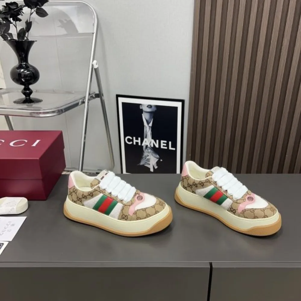 GUCCI グッチ 2024FW レディース用 カジュアルシューズ 洗練された魅力が光る 商品画像 2