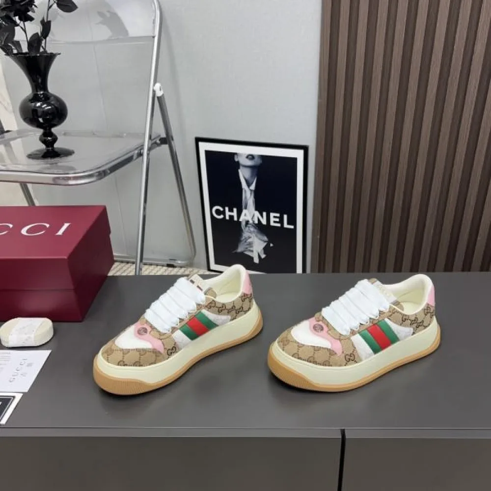 GUCCI グッチ 2024FW レディース用 カジュアルシューズ 洗練された魅力が光る 商品画像 3