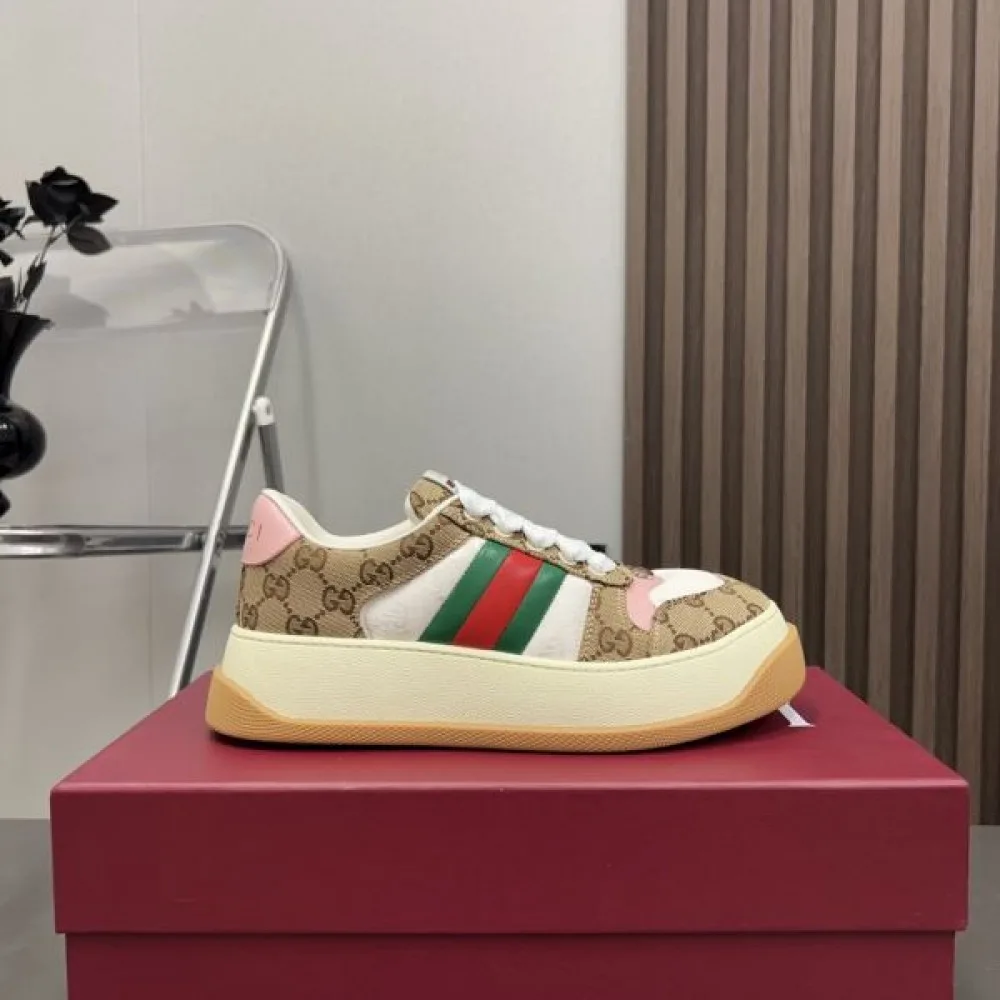 GUCCI グッチ 2024FW レディース用 カジュアルシューズ 洗練された魅力が光る 商品画像 5