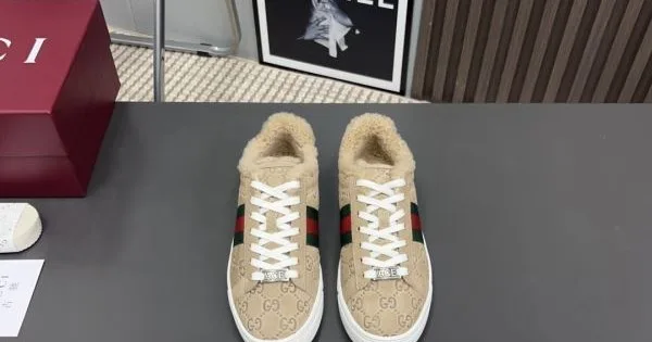GUCCI グッチ 2024FW レディース用 カジュアルシューズ 品質高き人気アイテム 商品画像 11