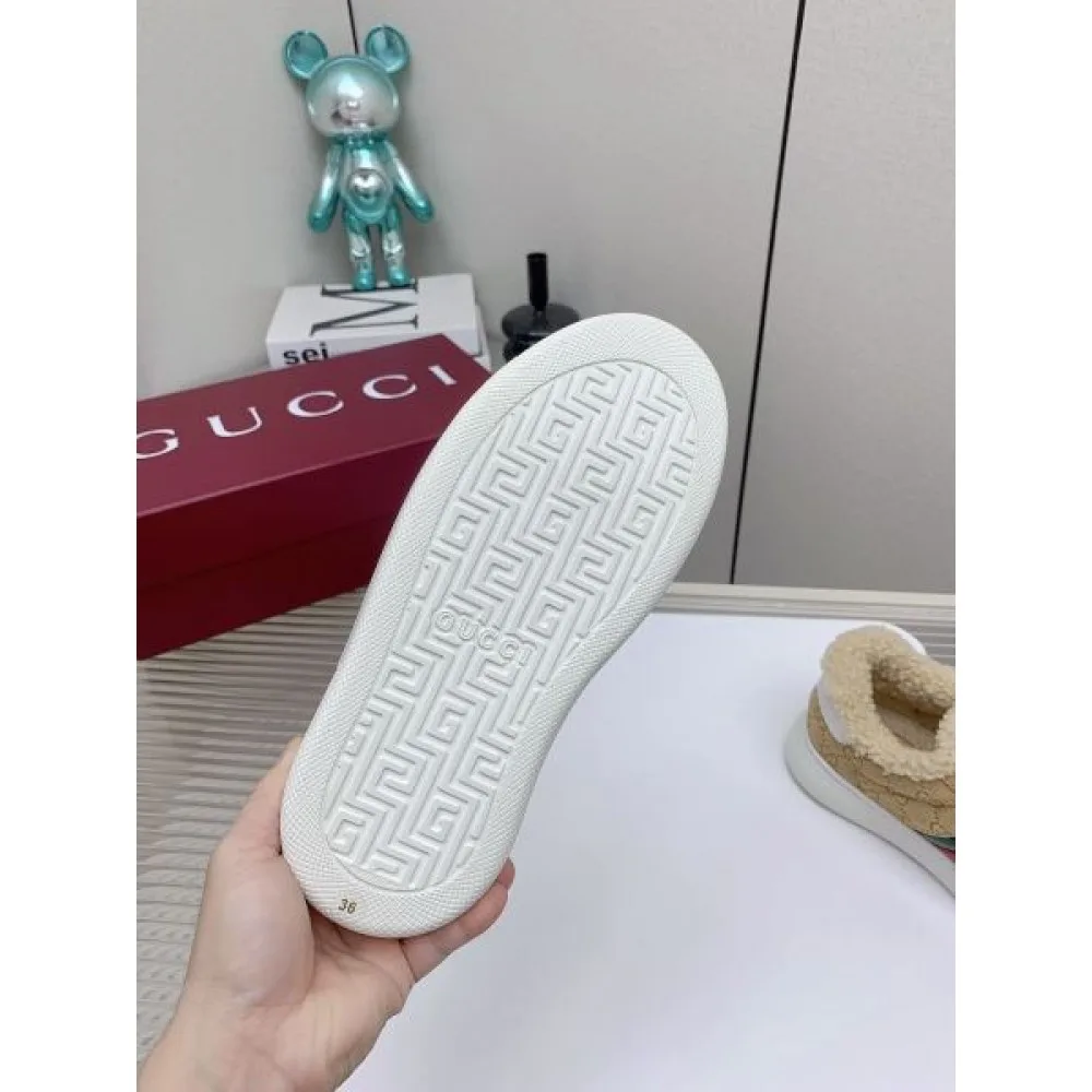 GUCCI グッチ 2024FW レディース用 カジュアルシューズ 今季買い逃した人必見! 商品画像 9