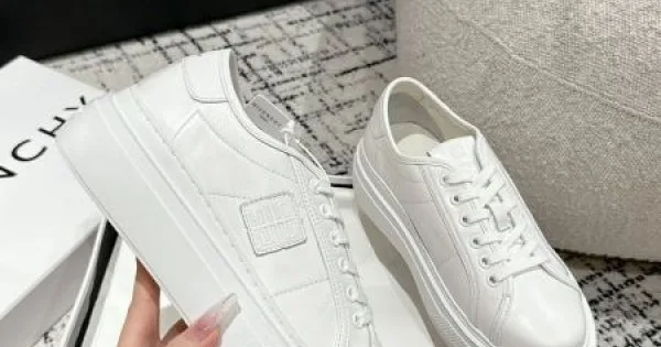 2026 半額SALE入手困難 GIVENCHY ジバンシィ レディース用 カジュアルシューズ 商品画像 12