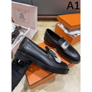 HERMES エルメス 2024FW レディース用 カジュアルシューズ シーン問わずに使える 商品画像 1
