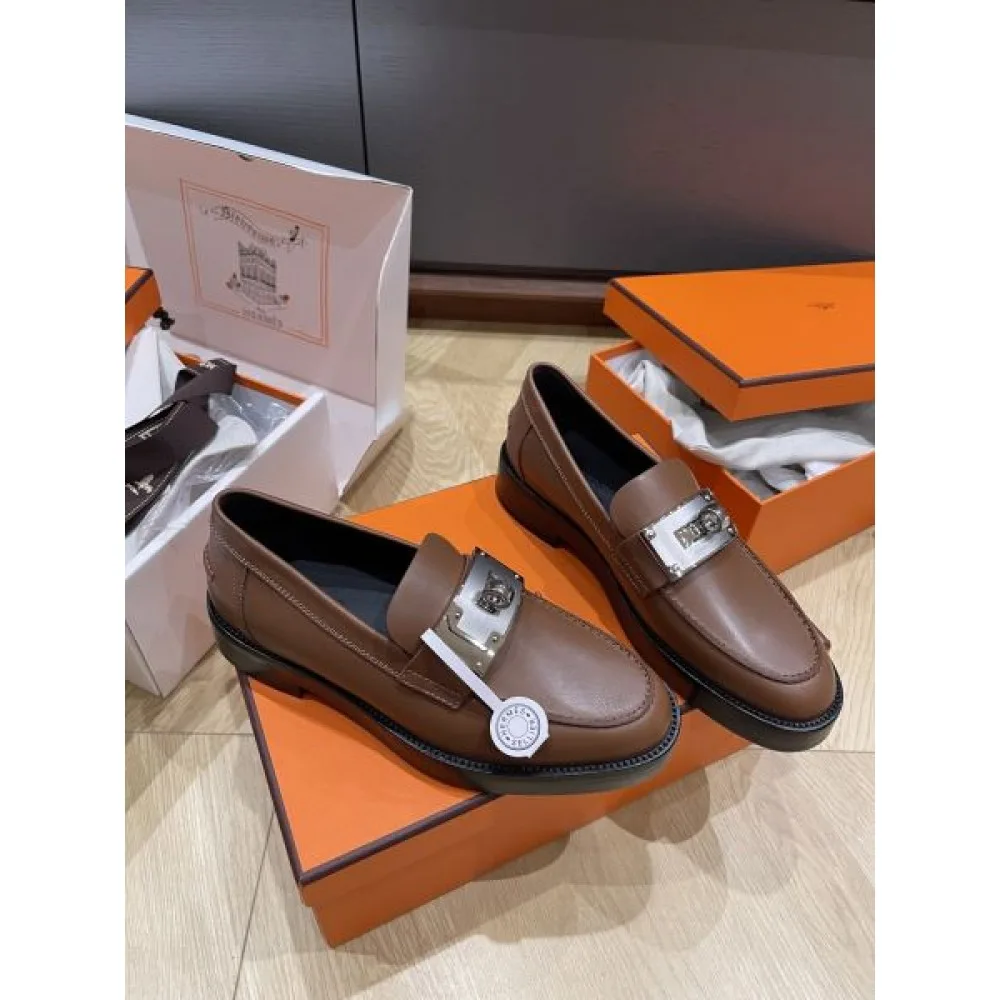 HERMES エルメス 2024FW レディース用 カジュアルシューズ シーン問わずに使える 商品画像 4
