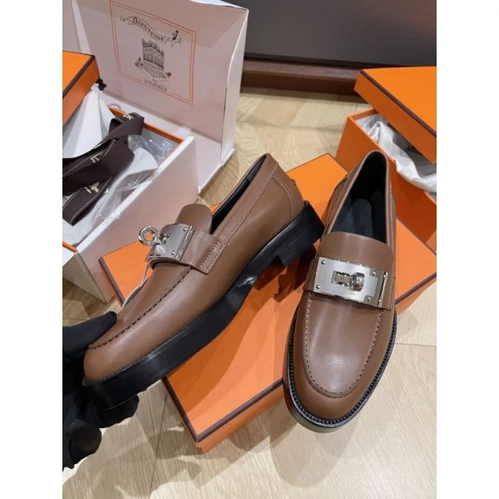 HERMES エルメス 2024FW レディース用 カジュアルシューズ シーン問わずに使える 商品画像 5