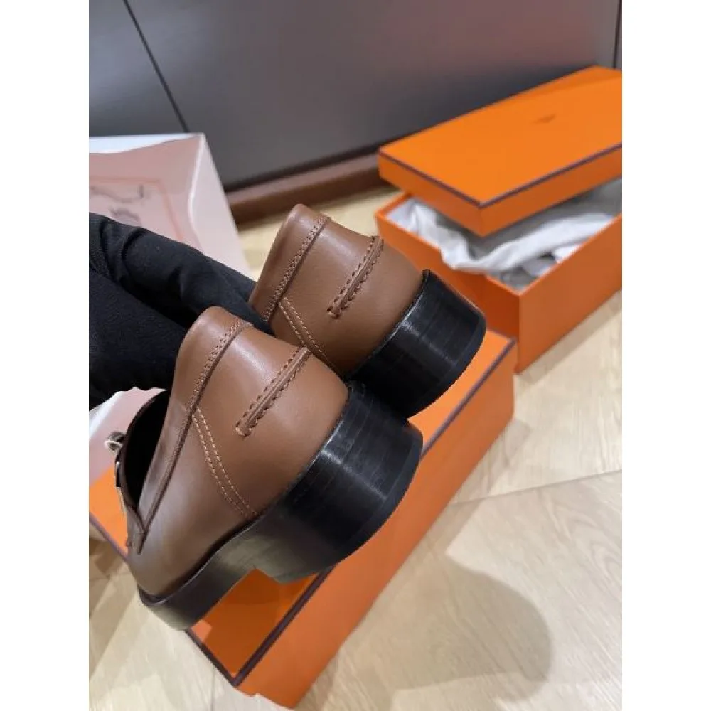 HERMES エルメス 2024FW レディース用 カジュアルシューズ シーン問わずに使える 商品画像 8