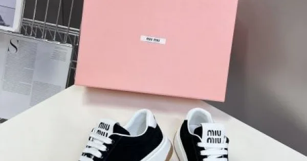 2026 おしゃれ上級者を目指す MIU MIU ミュウミュウ レディース用 カジュアルシューズ 商品画像 12