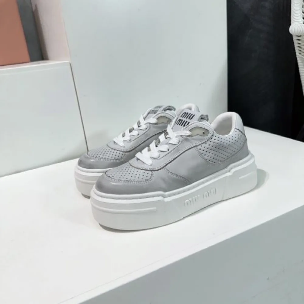 2026 ギフトOK MIU MIU ミュウミュウ レディース用 カジュアルシューズ 商品画像 3