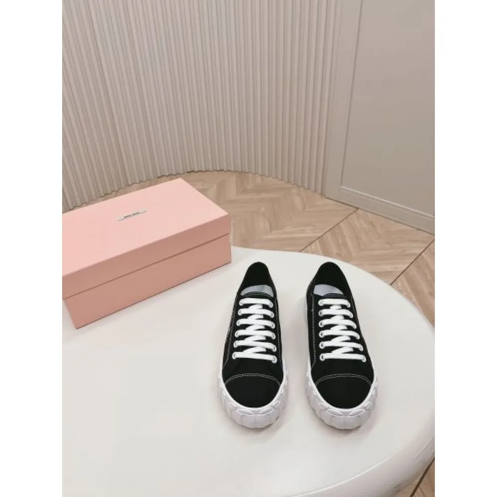 2026 今だけSALE MIU MIU ミュウミュウ レディース用 カジュアルシューズ 商品画像 6
