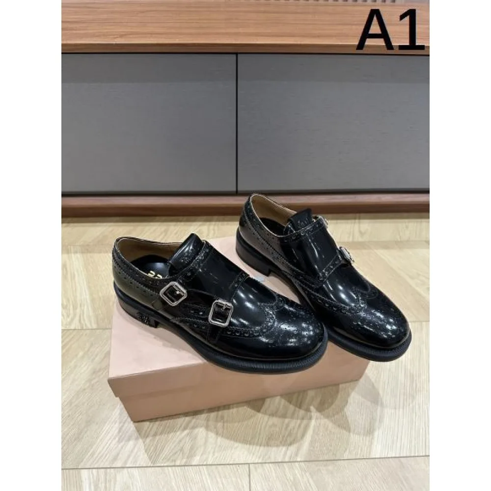 MIU MIU ミュウミュウ 2024FW レディース用 カジュアルシューズ 秋冬トレンド 商品画像 1