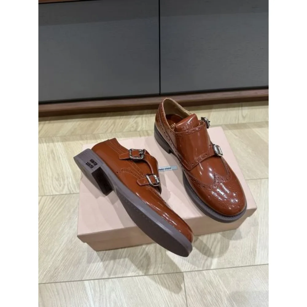 MIU MIU ミュウミュウ 2024FW レディース用 カジュアルシューズ 秋冬トレンド 商品画像 4