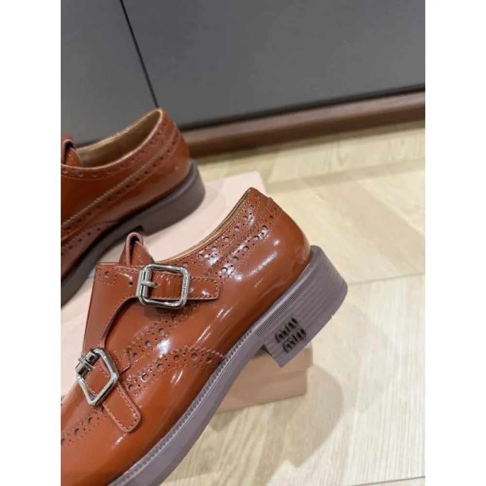 MIU MIU ミュウミュウ 2024FW レディース用 カジュアルシューズ 秋冬トレンド 商品画像 5
