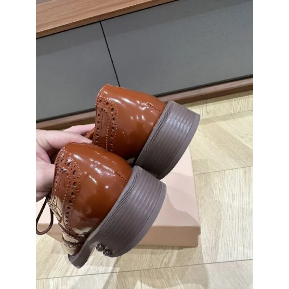 MIU MIU ミュウミュウ 2024FW レディース用 カジュアルシューズ 人気アイテム 商品画像 9