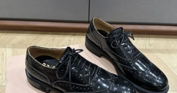 MIU MIU ミュウミュウ 2024FW レディース用 カジュアルシューズ 人気アイテム 商品画像 11
