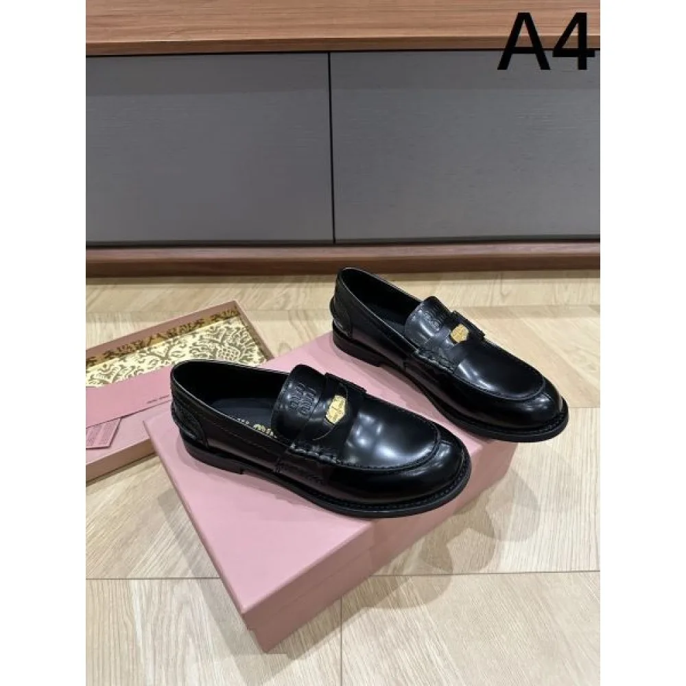 MIU MIU ミュウミュウ 2024FW レディース用 カジュアルシューズ 秋冬新作登場 商品画像 4