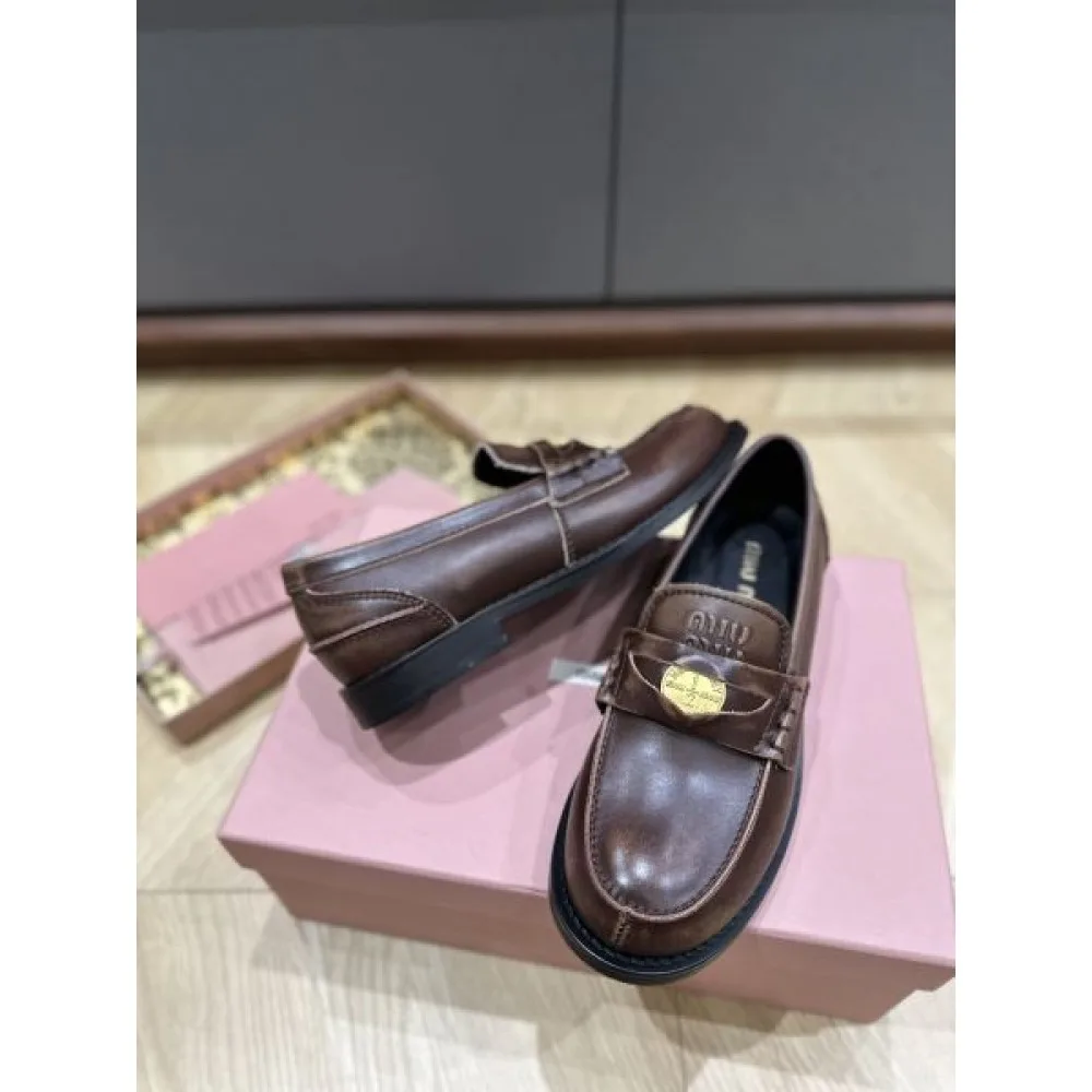 MIU MIU ミュウミュウ 2024FW レディース用 カジュアルシューズ 秋冬新作登場 商品画像 6