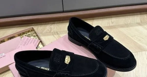 MIU MIU ミュウミュウ 2024FW レディース用 カジュアルシューズ 秋冬新作登場 商品画像 12