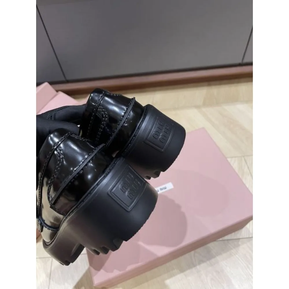 MIU MIU ミュウミュウ 2024FW レディース用 カジュアルシューズ セールで格安 商品画像 7