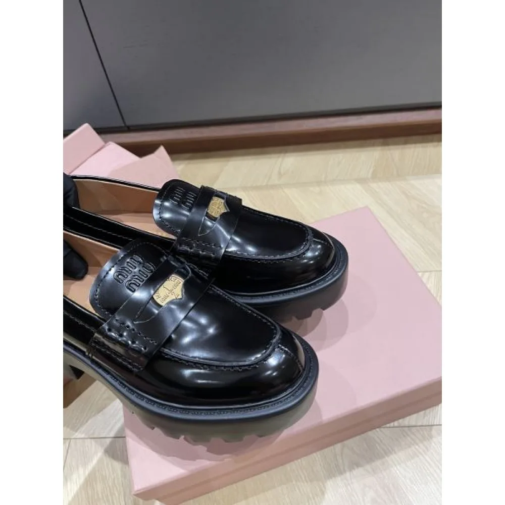 MIU MIU ミュウミュウ 2024FW レディース用 カジュアルシューズ セールで格安 商品画像 8