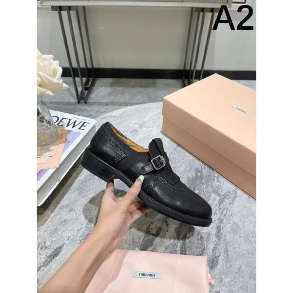 MIU MIU ミュウミュウ 2024FW レディース用 カジュアルシューズ 愛用ブランド 商品画像 2