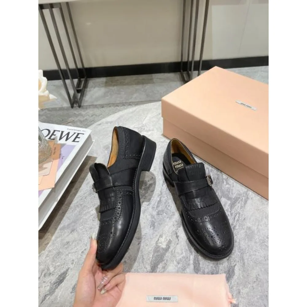 MIU MIU ミュウミュウ 2024FW レディース用 カジュアルシューズ 愛用ブランド 商品画像 3