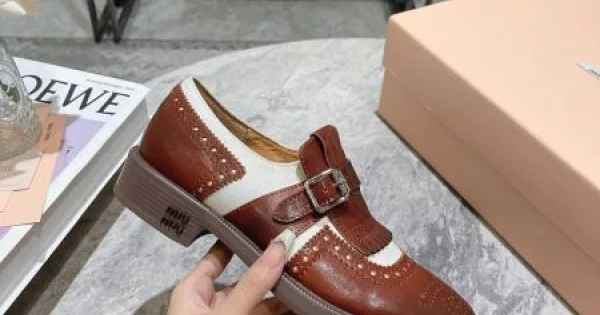 MIU MIU ミュウミュウ 2024FW レディース用 カジュアルシューズ 愛用ブランド 商品画像 11