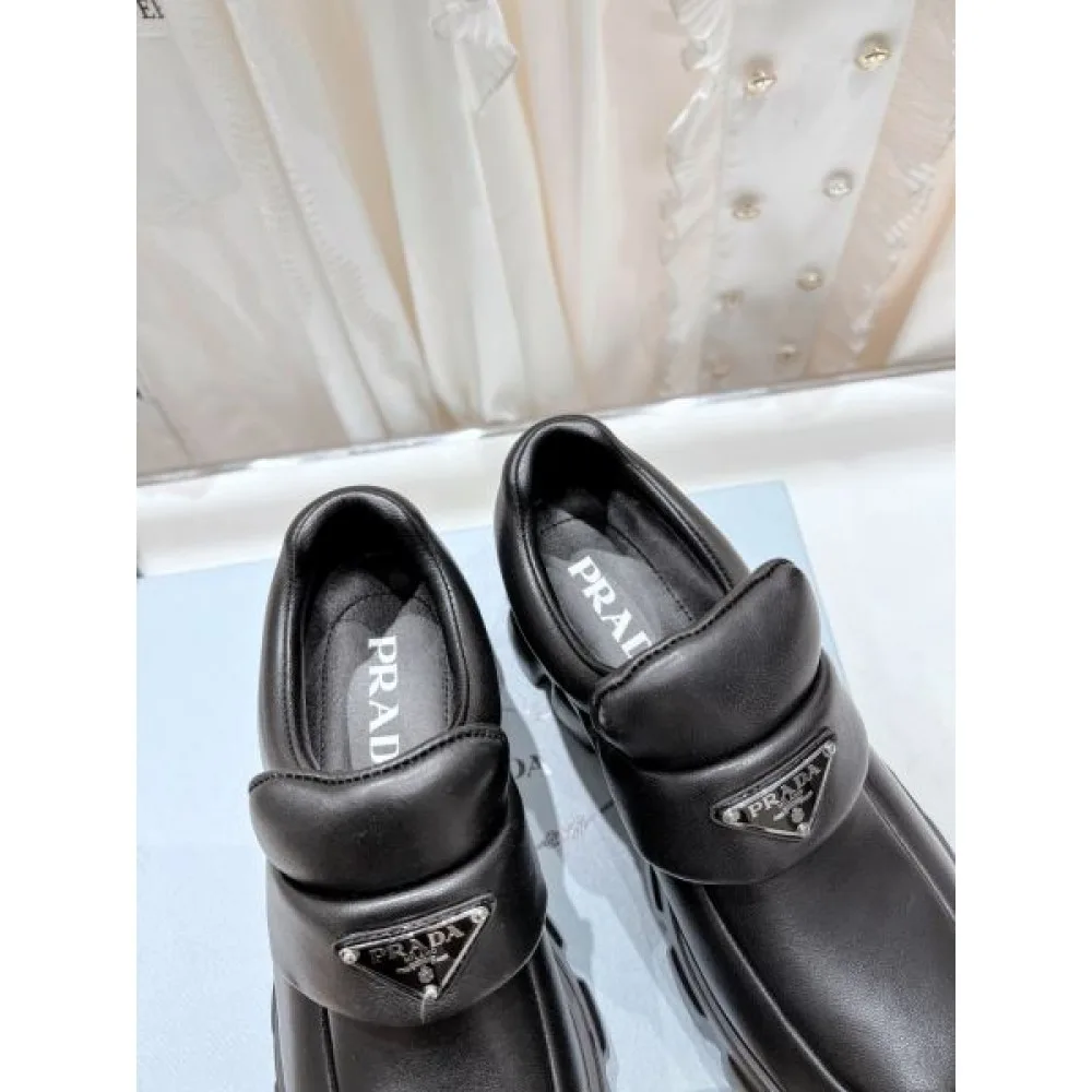2026 魅力の詰まったスタイル PRADA プラダ レディース用 カジュアルシューズ 商品画像 7