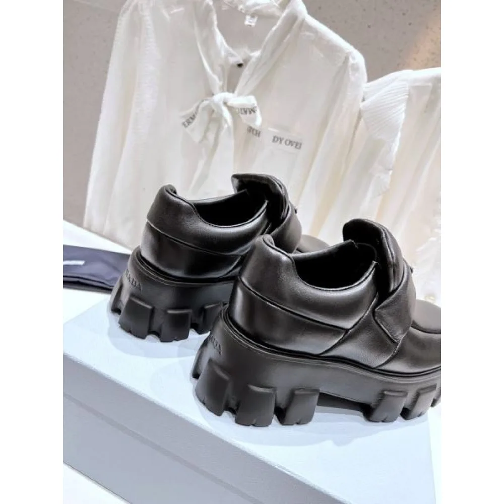 2026 魅力の詰まったスタイル PRADA プラダ レディース用 カジュアルシューズ 商品画像 8
