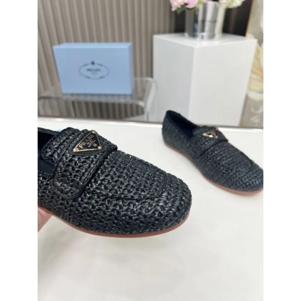 2026 旬デザイン PRADA プラダ レディース用 カジュアルシューズ 商品画像 7
