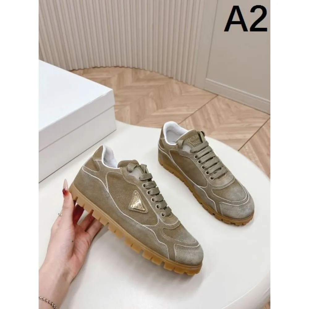 2026 綺麗なシルエット PRADA プラダ レディース用 カジュアルシューズ 商品画像 2