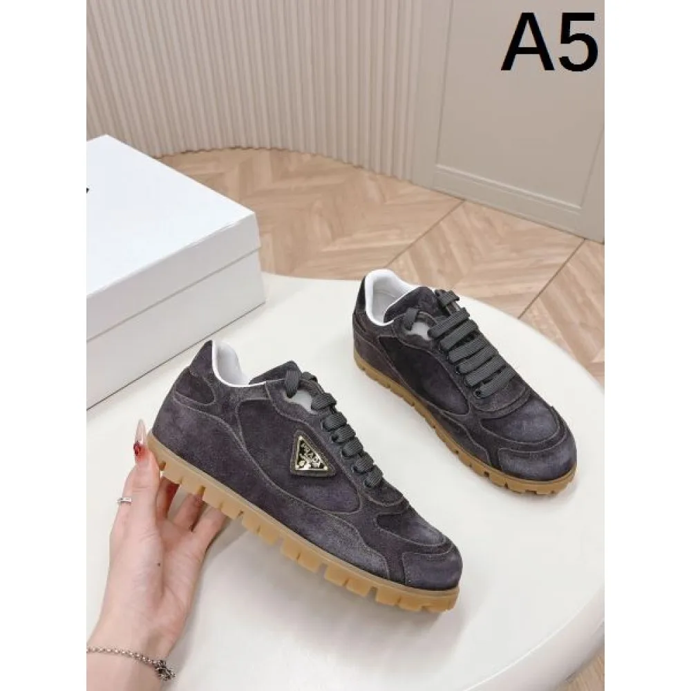2026 綺麗なシルエット PRADA プラダ レディース用 カジュアルシューズ 商品画像 5