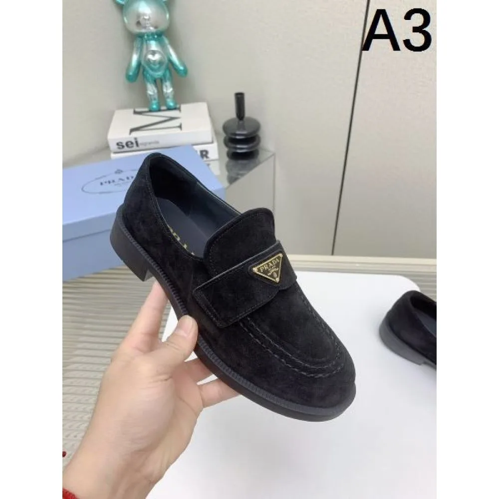 PRADA プラダ 2024FW レディース用 カジュアルシューズ 人気アイテムお早めに 商品画像 3