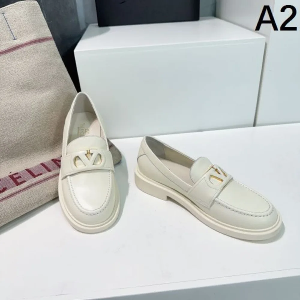 2026 超おすすめ VALENTINO ヴァレンティノ レディース用 カジュアルシューズ 商品画像 2