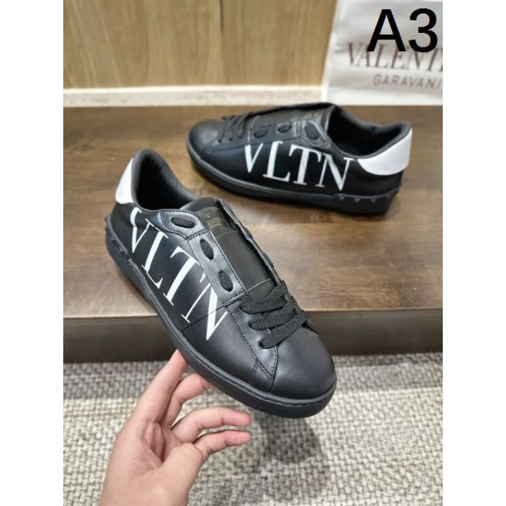 2026 魅力を持つ VALENTINO ヴァレンティノ レディース用 カジュアルシューズ 商品画像 3