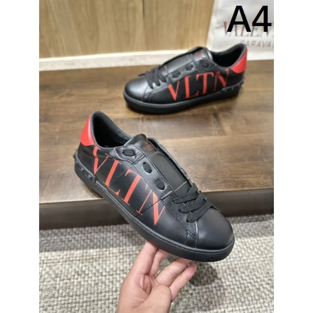 2026 魅力を持つ VALENTINO ヴァレンティノ レディース用 カジュアルシューズ 商品画像 4