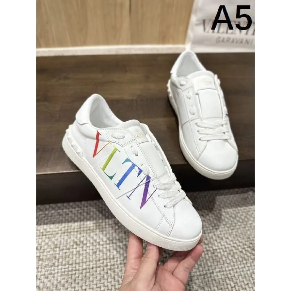 2026 魅力を持つ VALENTINO ヴァレンティノ レディース用 カジュアルシューズ 商品画像 5