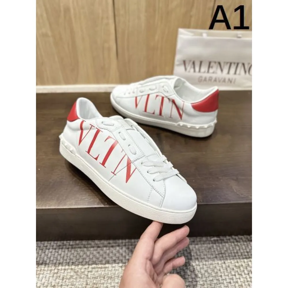 2026 限定数限り VALENTINO ヴァレンティノ レディース用 カジュアルシューズ 商品画像 1