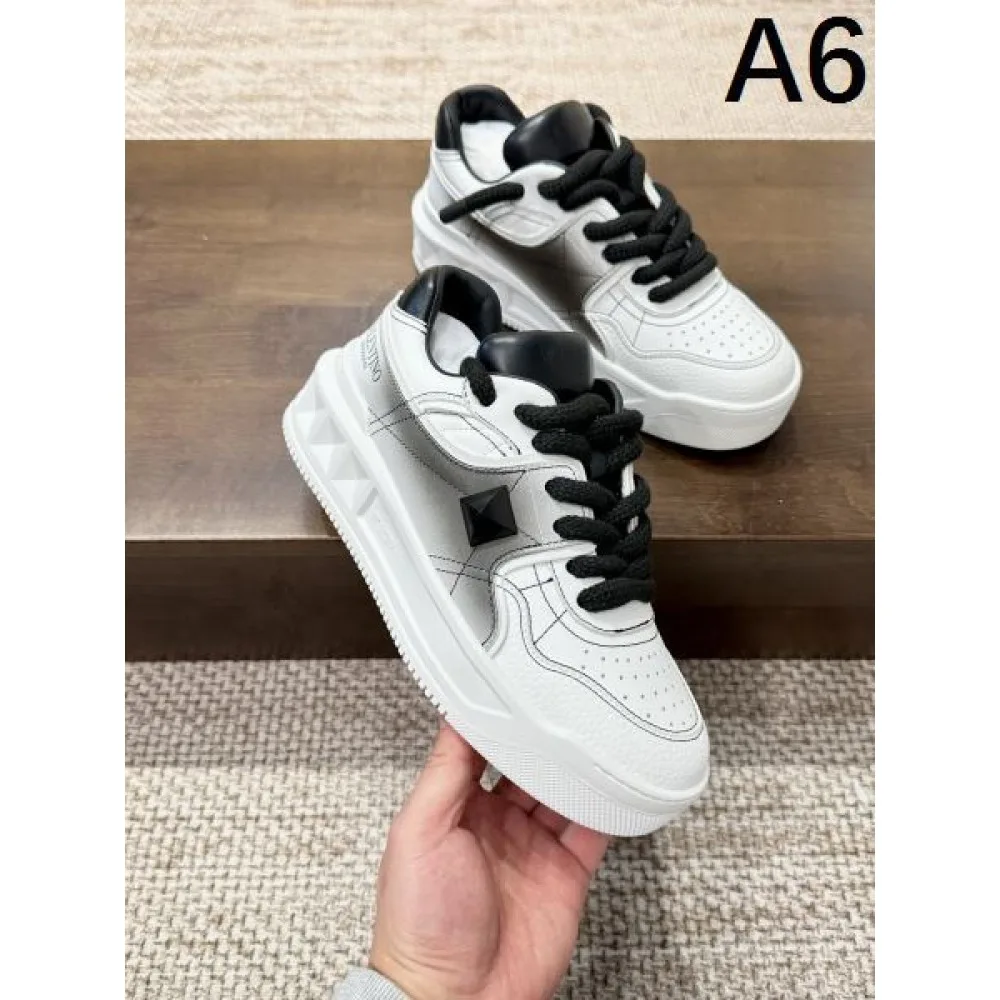 2026 最新作入荷 VALENTINO ヴァレンティノ レディース用 カジュアルシューズ 商品画像 6