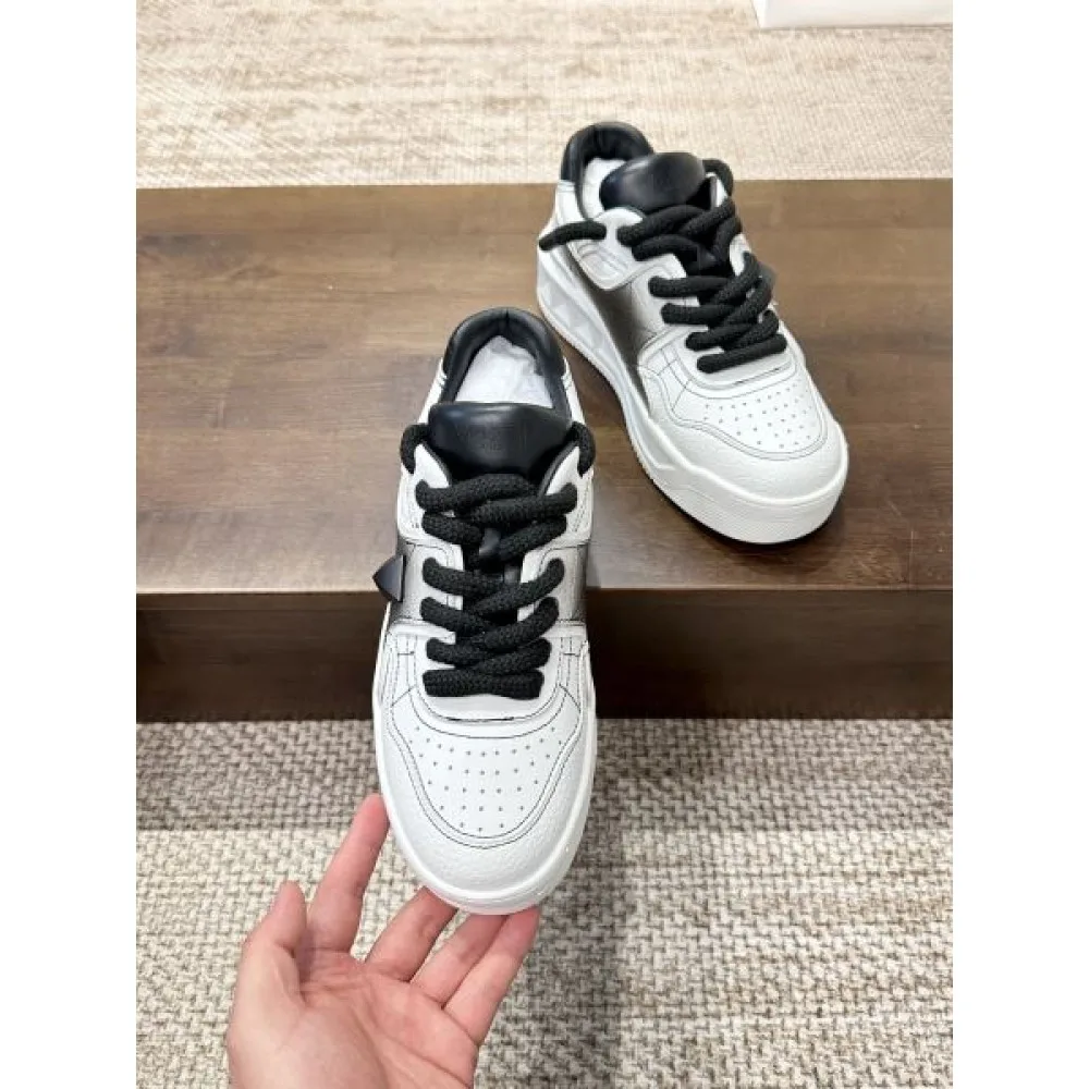 2026 最新作入荷 VALENTINO ヴァレンティノ レディース用 カジュアルシューズ 商品画像 8
