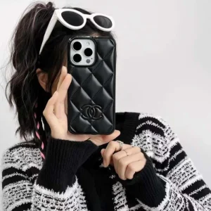 CHANEL シャネル 2026 リラックスした雰囲気に iphone携帯ケース 商品画像 1