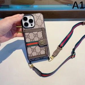 GUCCI グッチ 2026 抜群な魅力的なアイテム iphone携帯ケース 商品画像 1