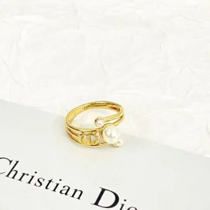 DIOR ディオール 毎シーズン存在感のある 2026 リング 商品画像 1