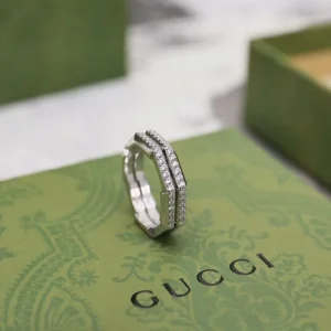 今春のお気に入りスタイル 2026 リング GUCCI グッチ 商品画像 1