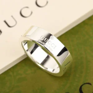 2026 GUCCI グッチ リング 最新先取りおしゃれなロゴ入り 商品画像 1