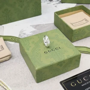 GUCCI グッチ スタイリッシュな雰囲気 2026 リング 商品画像 1