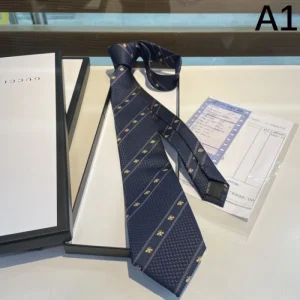 2026 キレイめな印象を与えてくれ GUCCI グッチ ネクタイ 商品画像 1