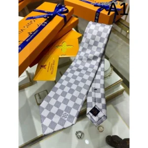 2026 大人気カラー入荷! LOUIS VUITTON ルイヴィトン ネクタイ 商品画像 1